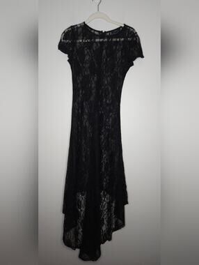 Forever 21 Black Lace High-Low Lace Overlay